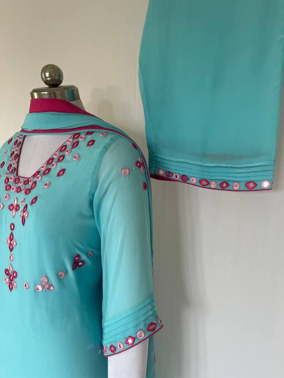 MIRROR WORK SET thumbnail 2